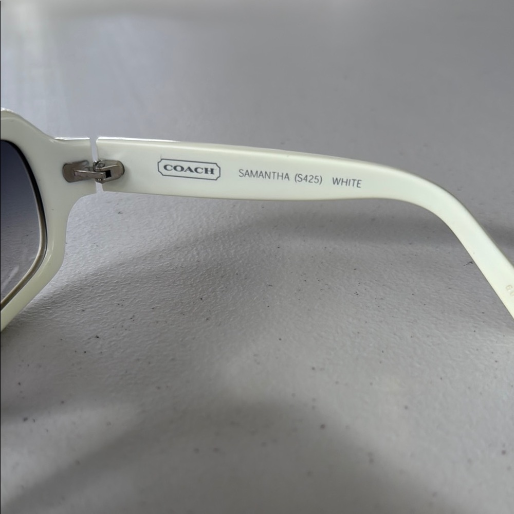 Coach Samantha Sunglasses - Picture 7 of 16